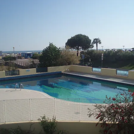 Daire Intimate Coastline With Swimming Pool